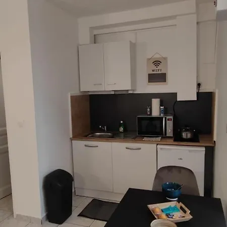 Apartamento A Au Pied Des Thermes De Néris-les-bains *