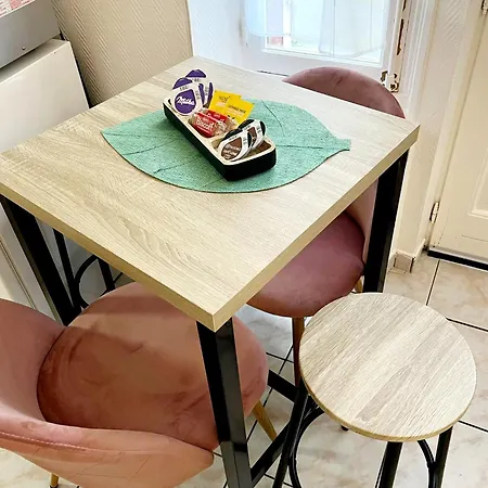 A Au Pied Des Thermes De Néris-les-bains Apartamento Néris-les-Bains